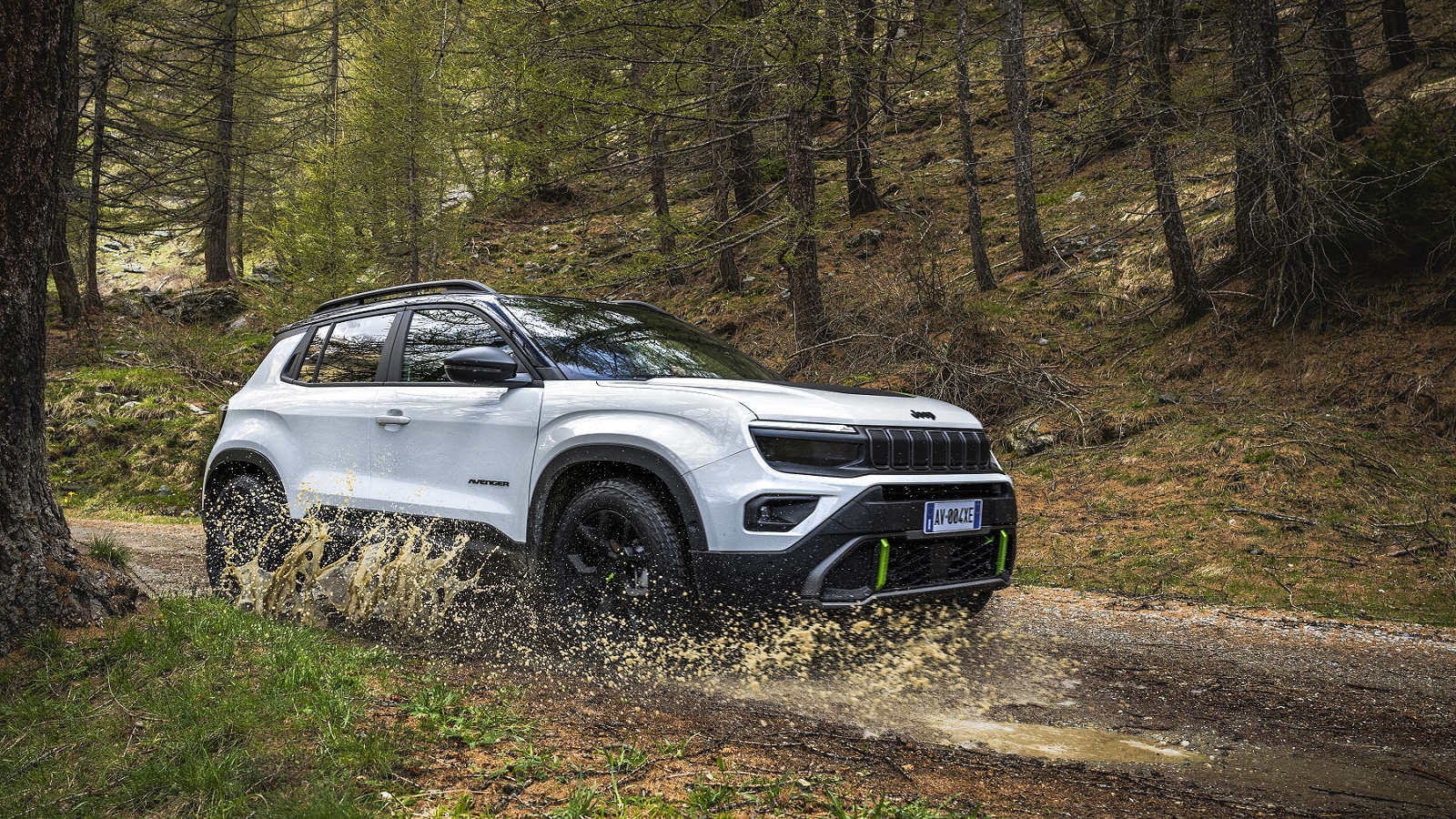 Нове досягнення від Нового Jeep Avenger: отримано 100 000 замовлень — неймовірний рівень популярності для Бренду Jeep!