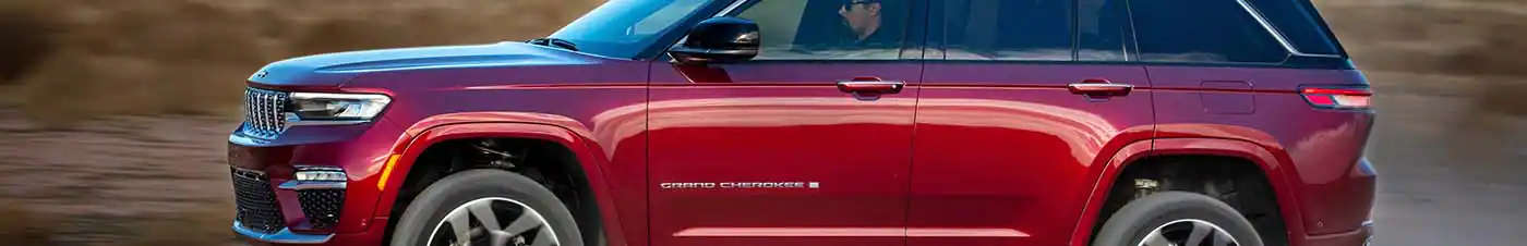 Jeep Grand Cherokee, червоний колір