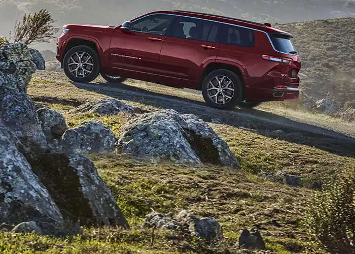 Jeep Grand Cherokee, червоний колір
