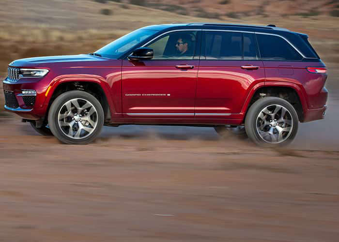 Jeep Grand Cherokee, червоний колір